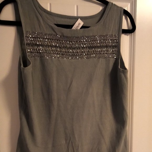 Sage Green Beaded Laurel top - Picture 1 of 2